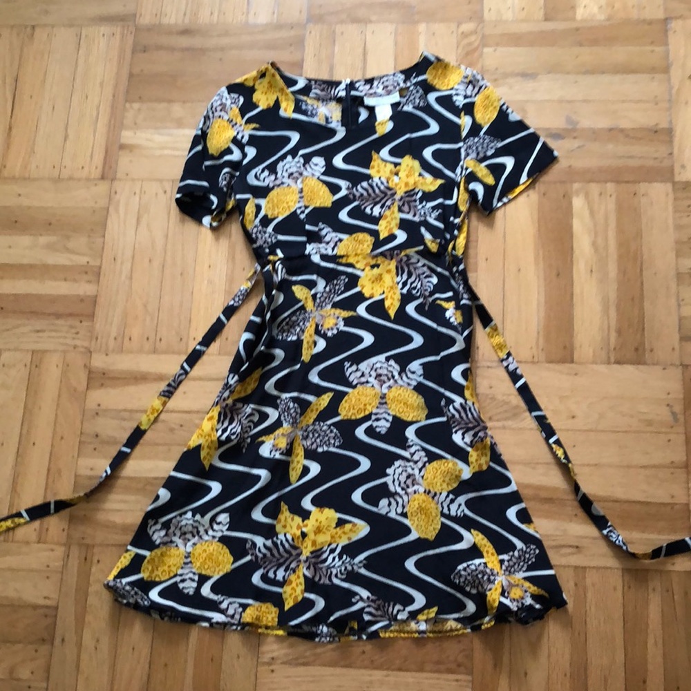 Vintage orchid pattern dress